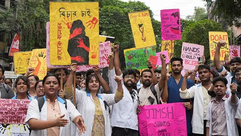 Protests in Kolkata over doctors rape and murder |